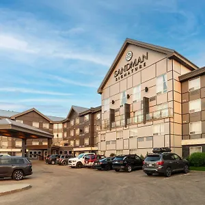 **** Hotel Sandman Signature South Canada