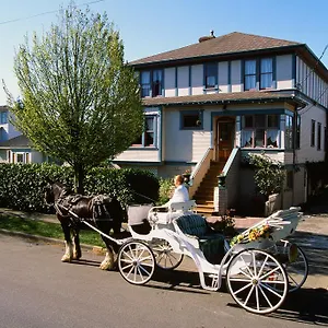 *** Bed & Breakfast Marketa's Canada